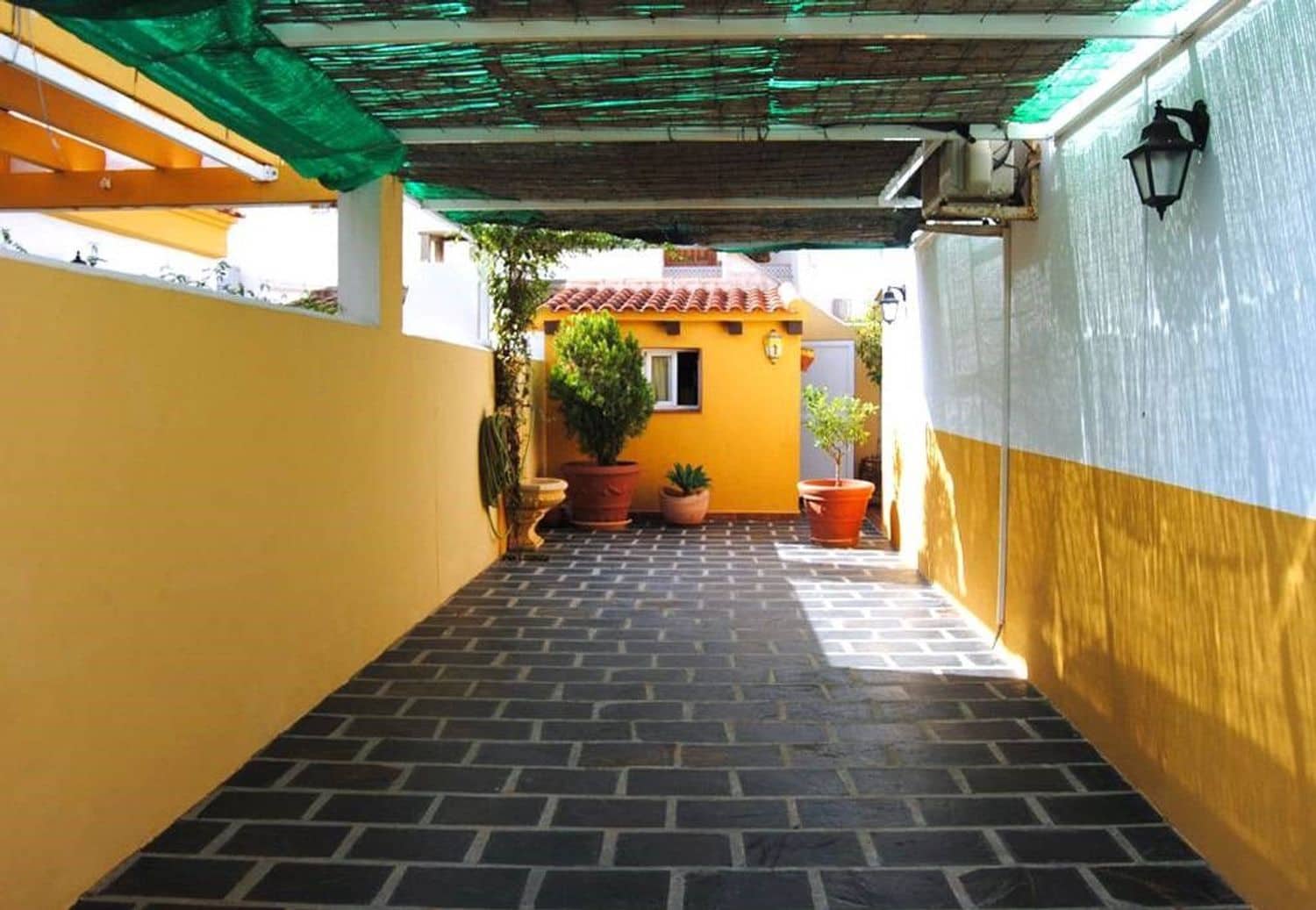 4 Zimmer Villa zu verkaufen in Pilar de la Horadada mit Pool Garage - 398.000 € (Ref: 10054563)