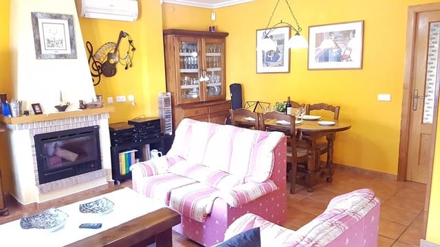 4 Zimmer Villa zu verkaufen in Pueblo Latino, Pilar de la Horadada mit Pool Garage - 398.000 € (Ref: 10054563)