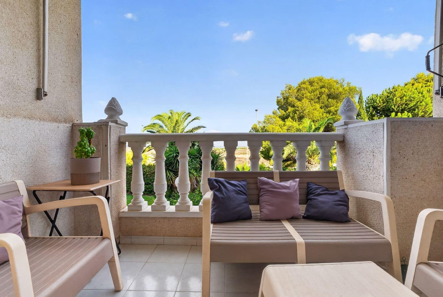Apartamento de 3 habitaciones en Torrevieja en venta con piscina garaje - 169.900 € (Ref: 10067069)