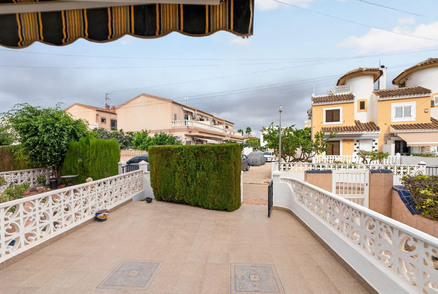 2 bedroom Townhouse for sale in Orihuela Costa with garage - € 234,900 (Ref: 10080295)
