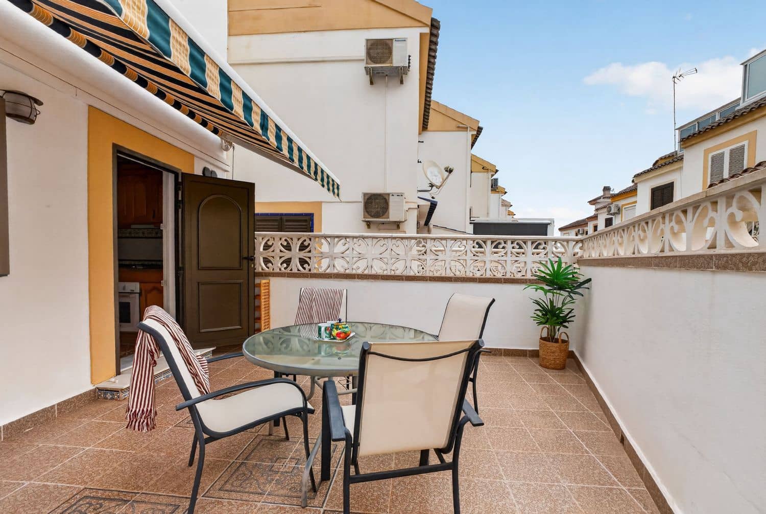 2 bedroom Townhouse for sale in Orihuela Costa with garage - € 234,900 (Ref: 10080295)