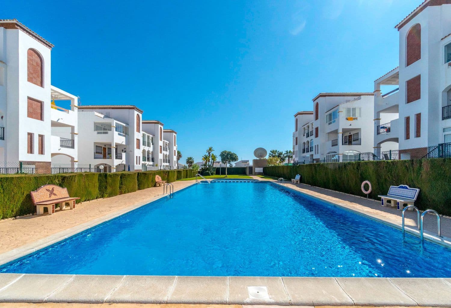 2 soveværelse Lejlighed til salg i Orihuela Costa med swimmingpool garage - € 149.900 (Ref: 10094001)