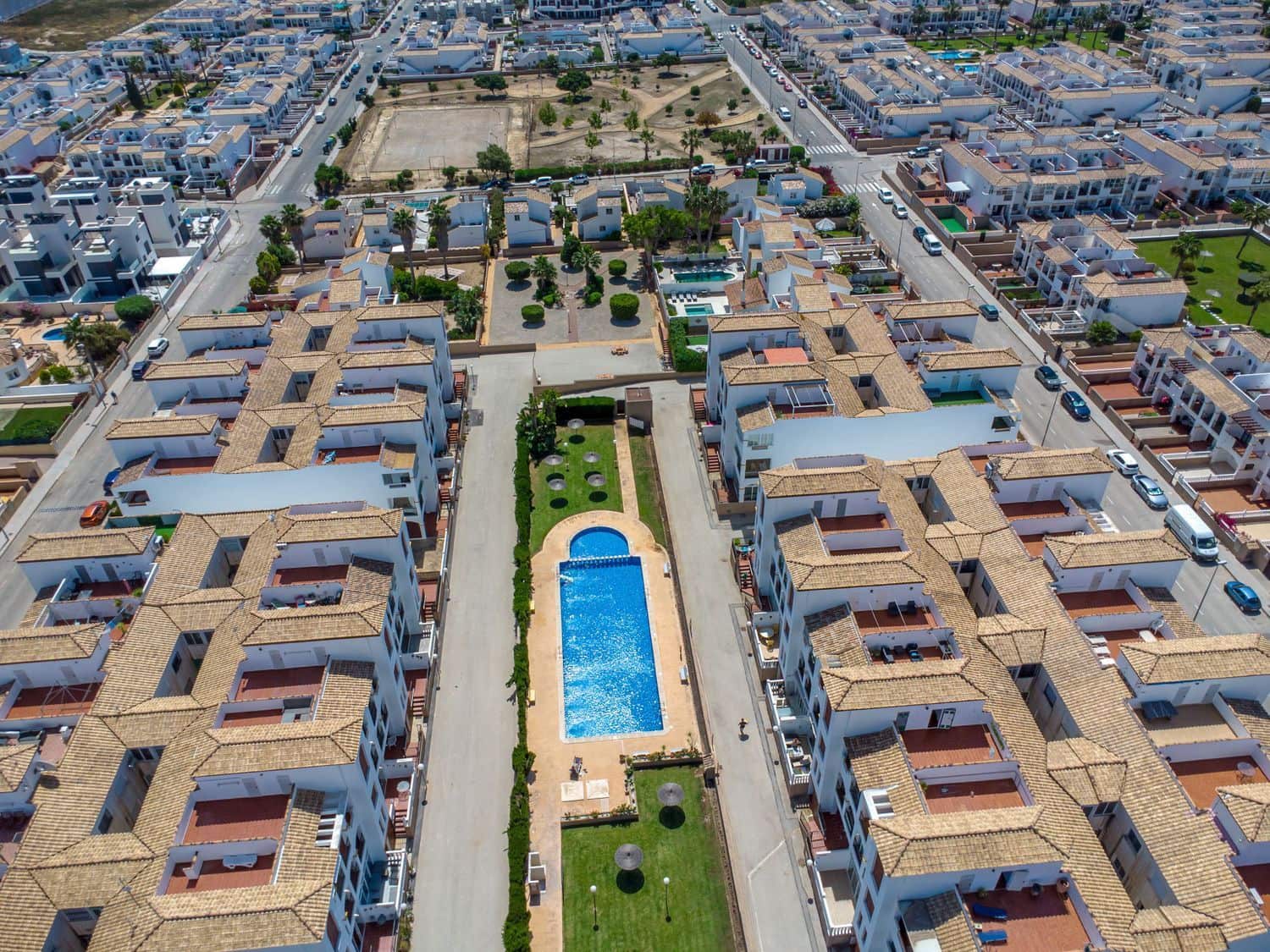 2 soveværelse Lejlighed til salg i Orihuela Costa med swimmingpool garage - € 149.900 (Ref: 10094001)