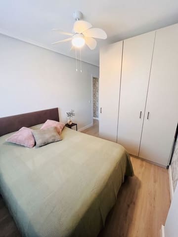 1 slaapkamer Appartement te koop in Antonio Machado, Torrevieja met zwembad garage - € 145.500 (Ref: 10101278)