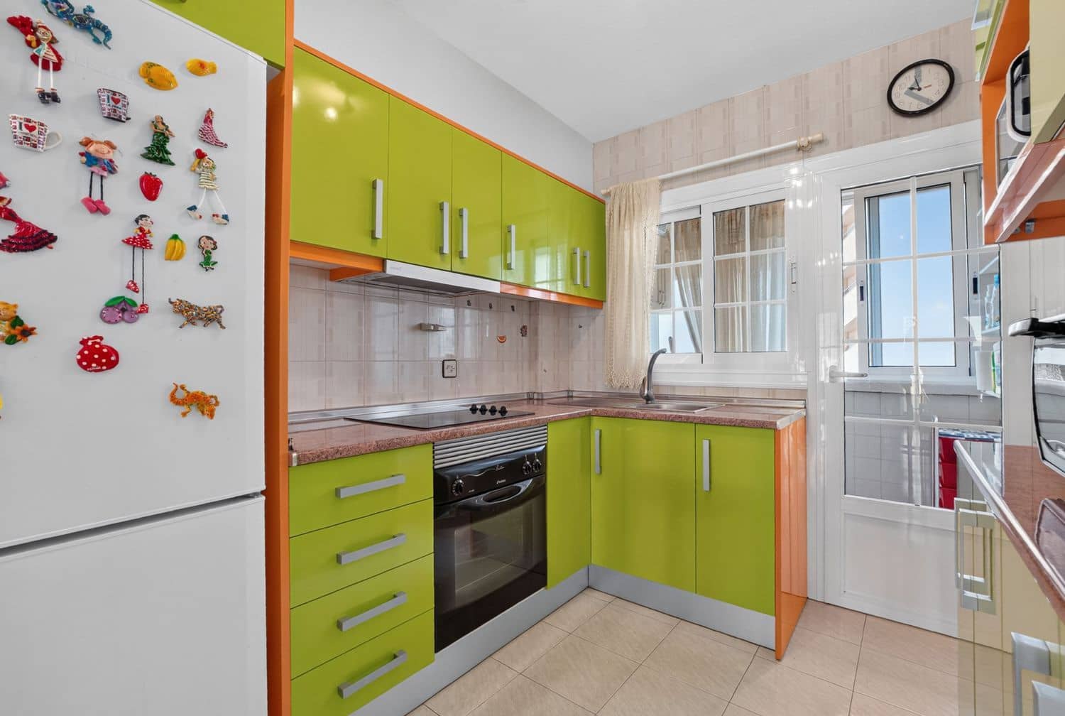 2 Zimmer Apartment zu verkaufen in La Zenia mit Garage - 175.000 € (Ref: 10121143)