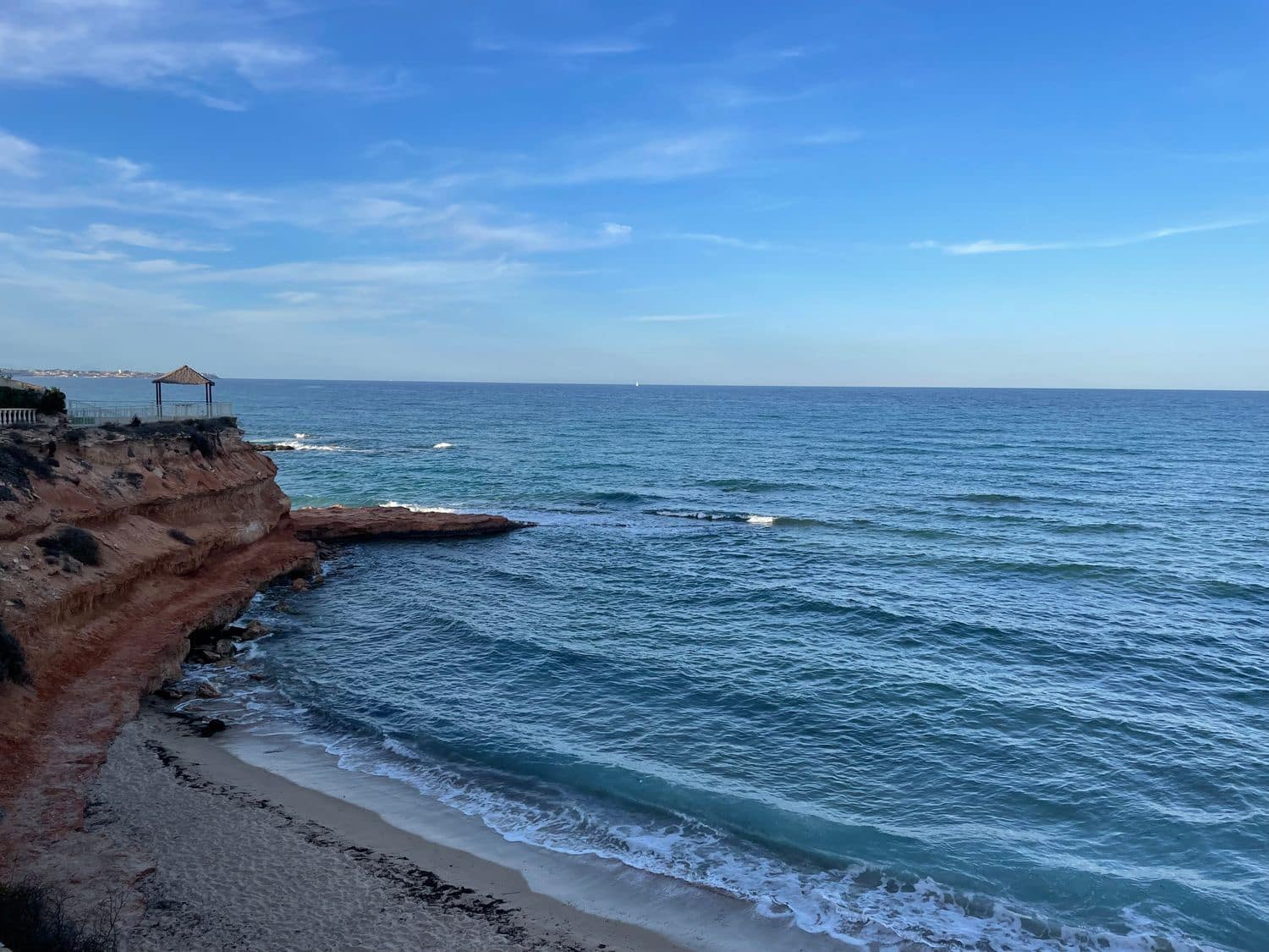 Chalet de 3 habitaciones en San Miguel de Salinas en venta con piscina garaje - 1.000.000 € (Ref: 8135493)