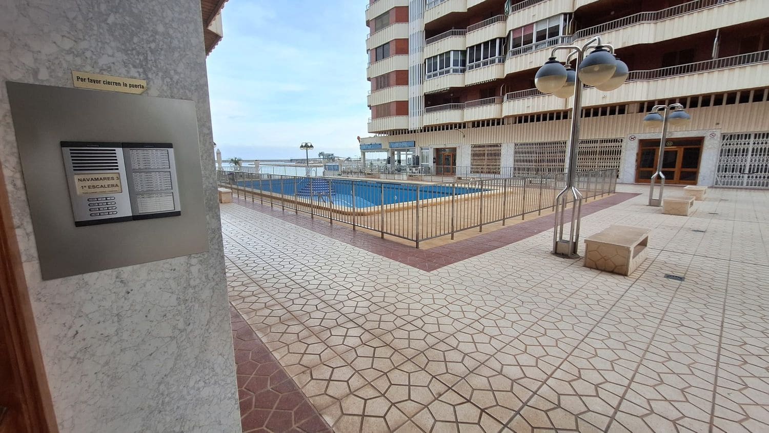 3 soverom Leilighet til salgs i Torrevieja med svømmebasseng garasje - € 225 000 (Ref: 8250996)