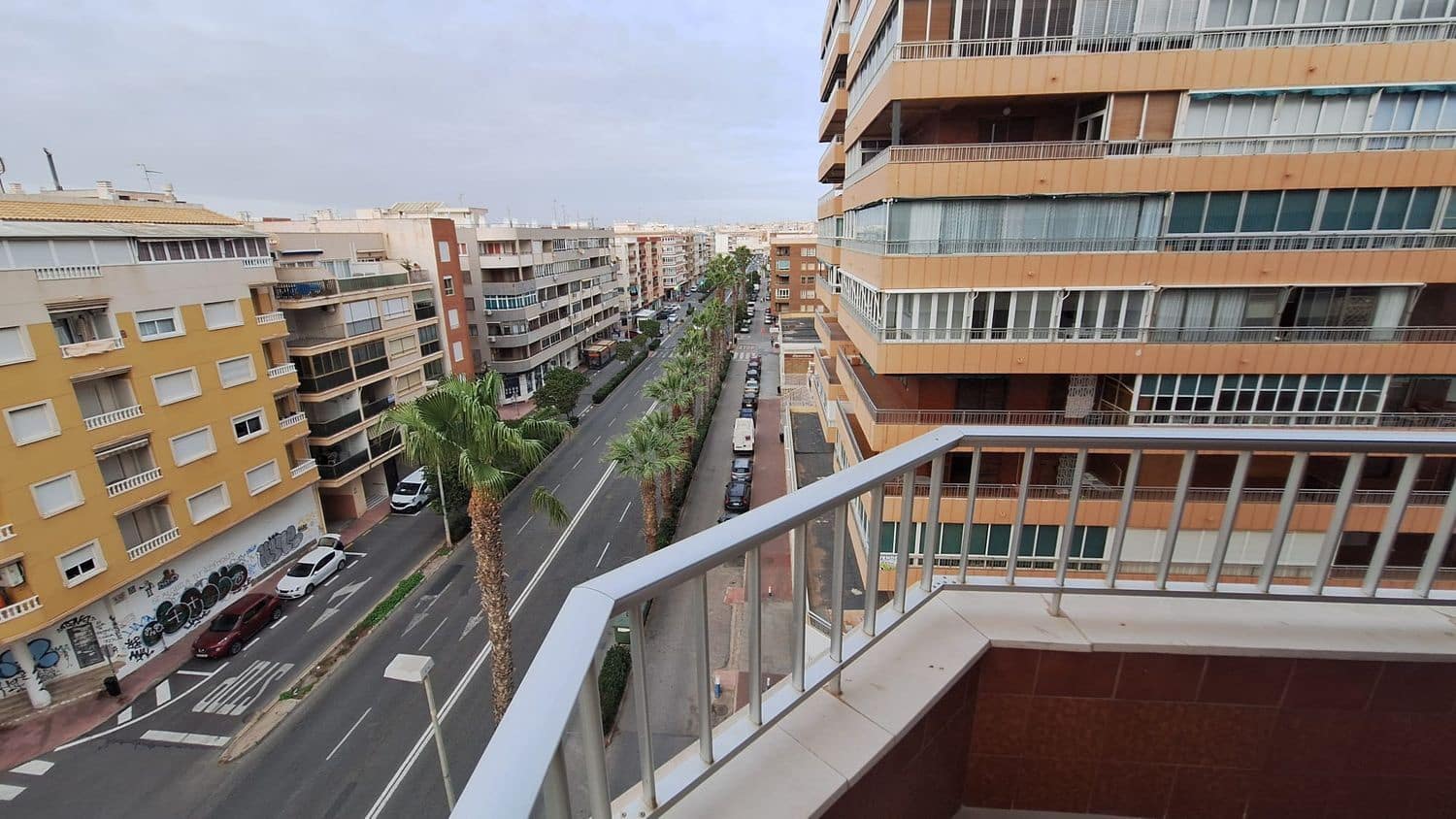 3 soverom Leilighet til salgs i Torrevieja med svømmebasseng garasje - € 225 000 (Ref: 8250996)