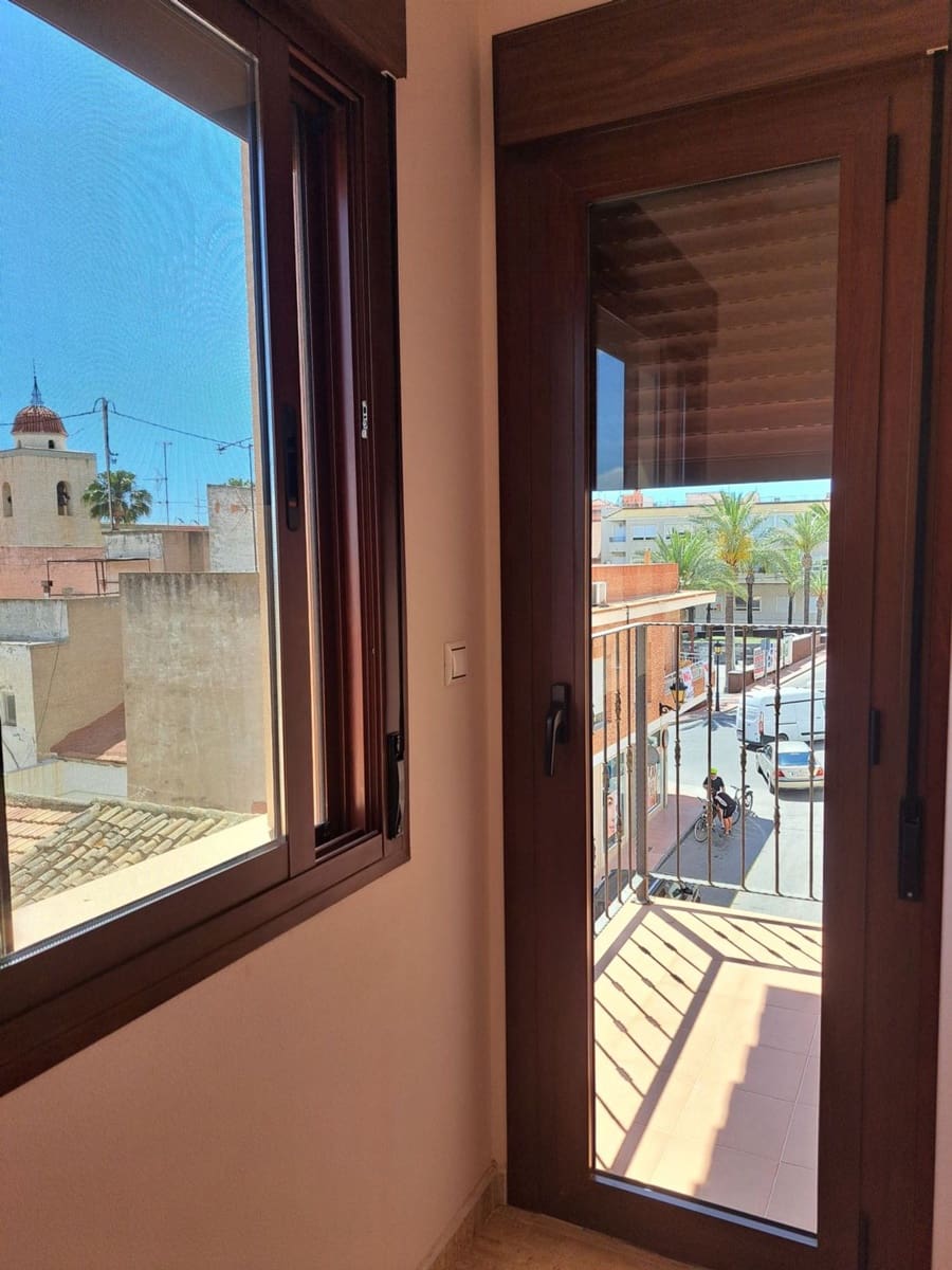 4 bedroom Townhouse for sale in San Miguel de Salinas with garage - € 338,000 (Ref: 8344511)