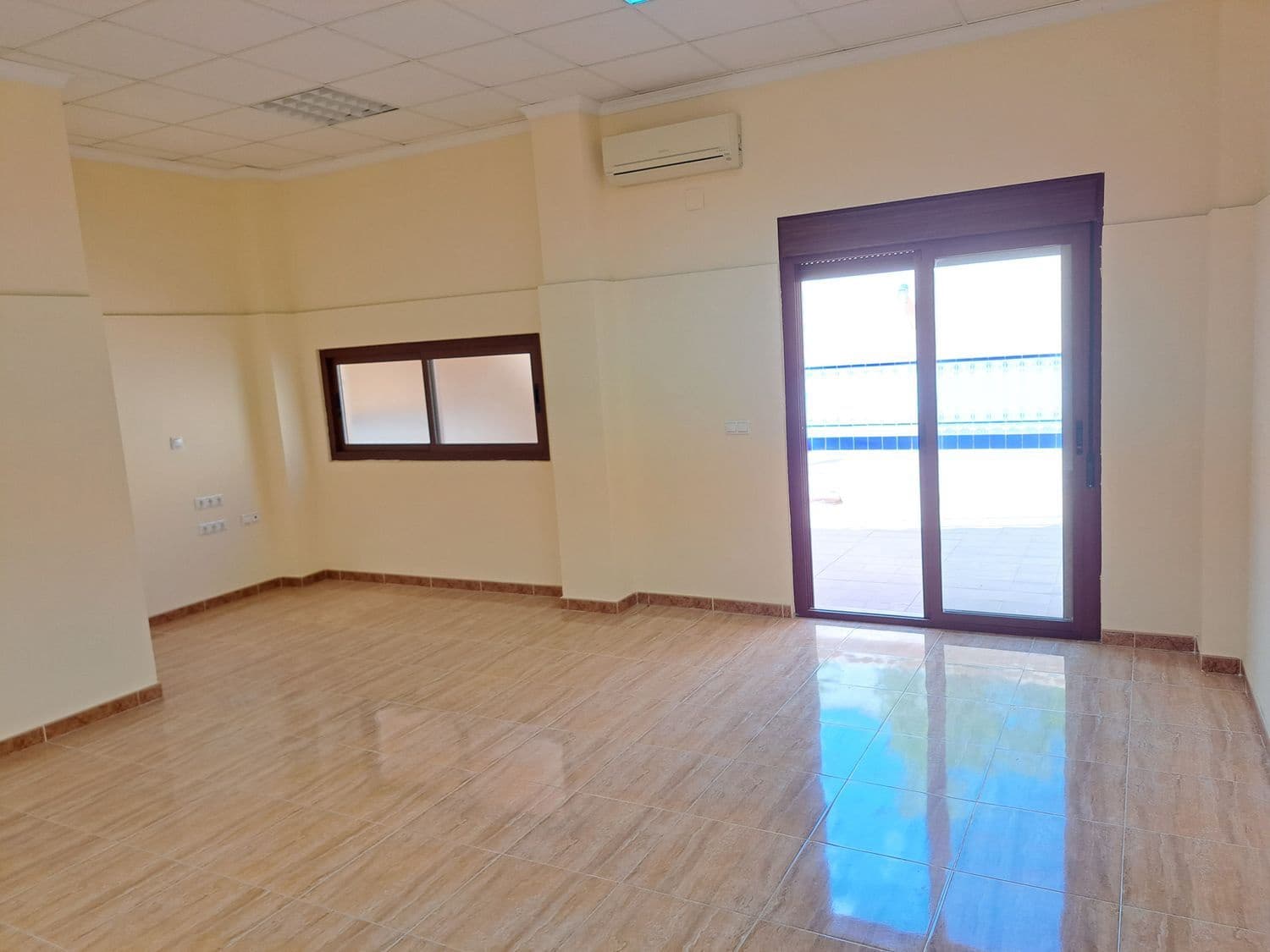 4 bedroom Townhouse for sale in San Miguel de Salinas with garage - € 338,000 (Ref: 8344511)