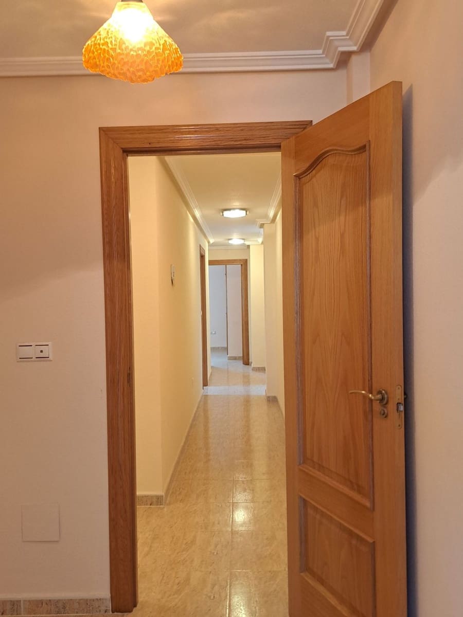 4 bedroom Townhouse for sale in San Miguel de Salinas with garage - € 338,000 (Ref: 8344511)