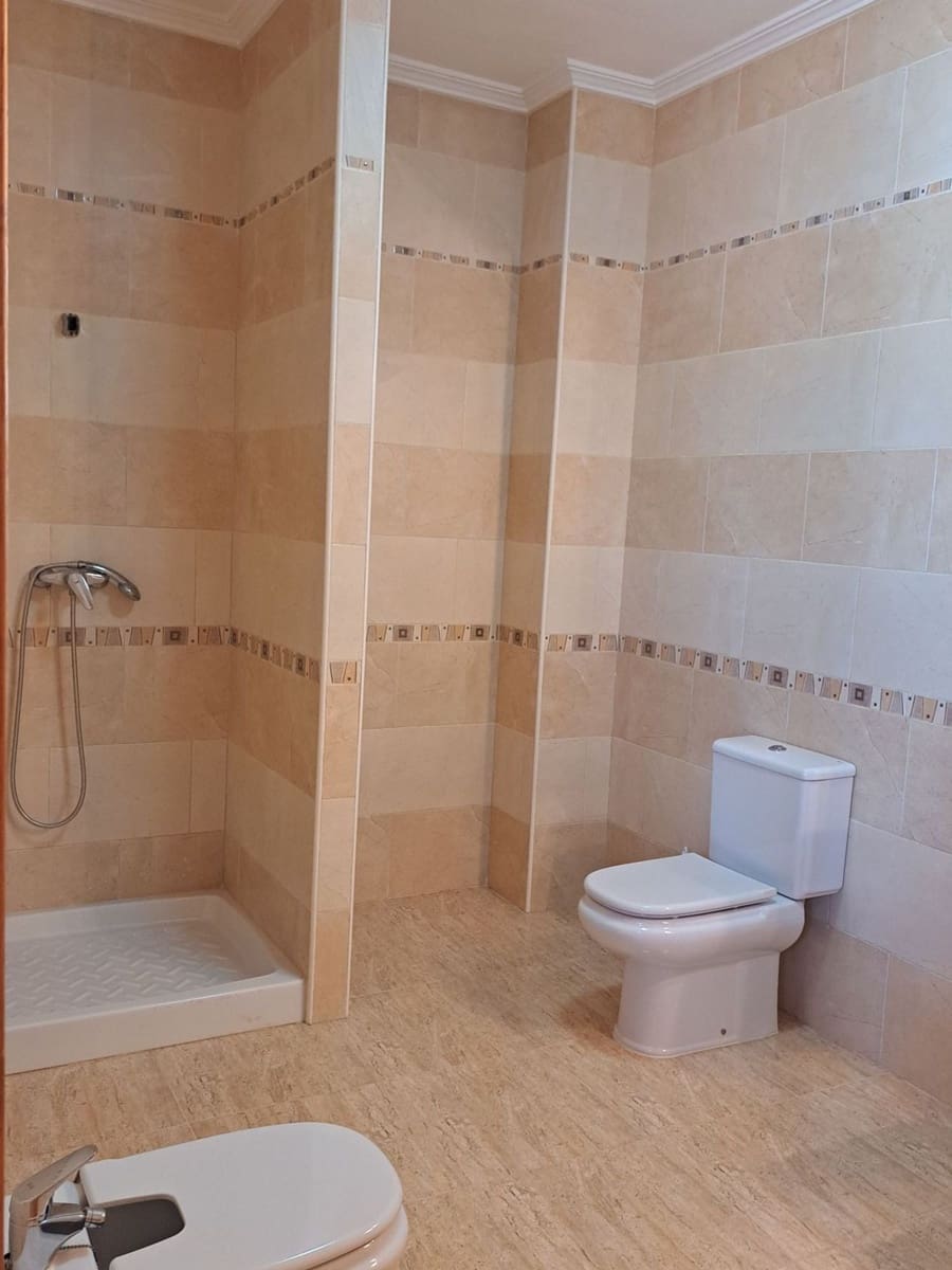 4 bedroom Townhouse for sale in San Miguel de Salinas with garage - € 338,000 (Ref: 8344511)