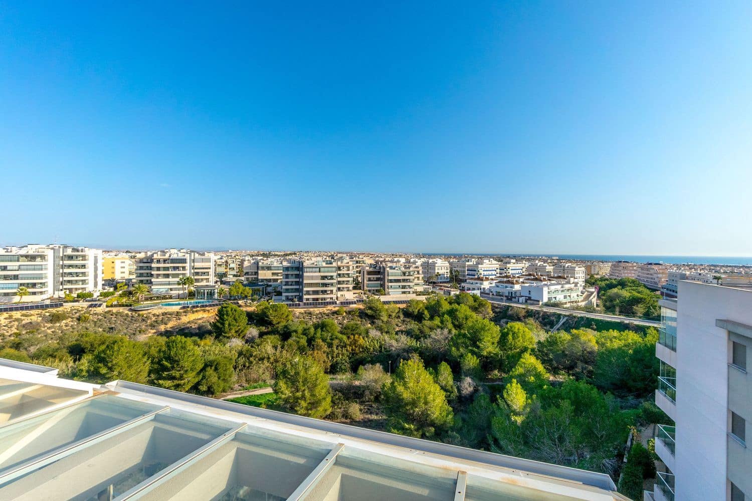 2 bedroom Apartment for sale in Orihuela Costa with pool garage - € 289,000 (Ref: 8701608)