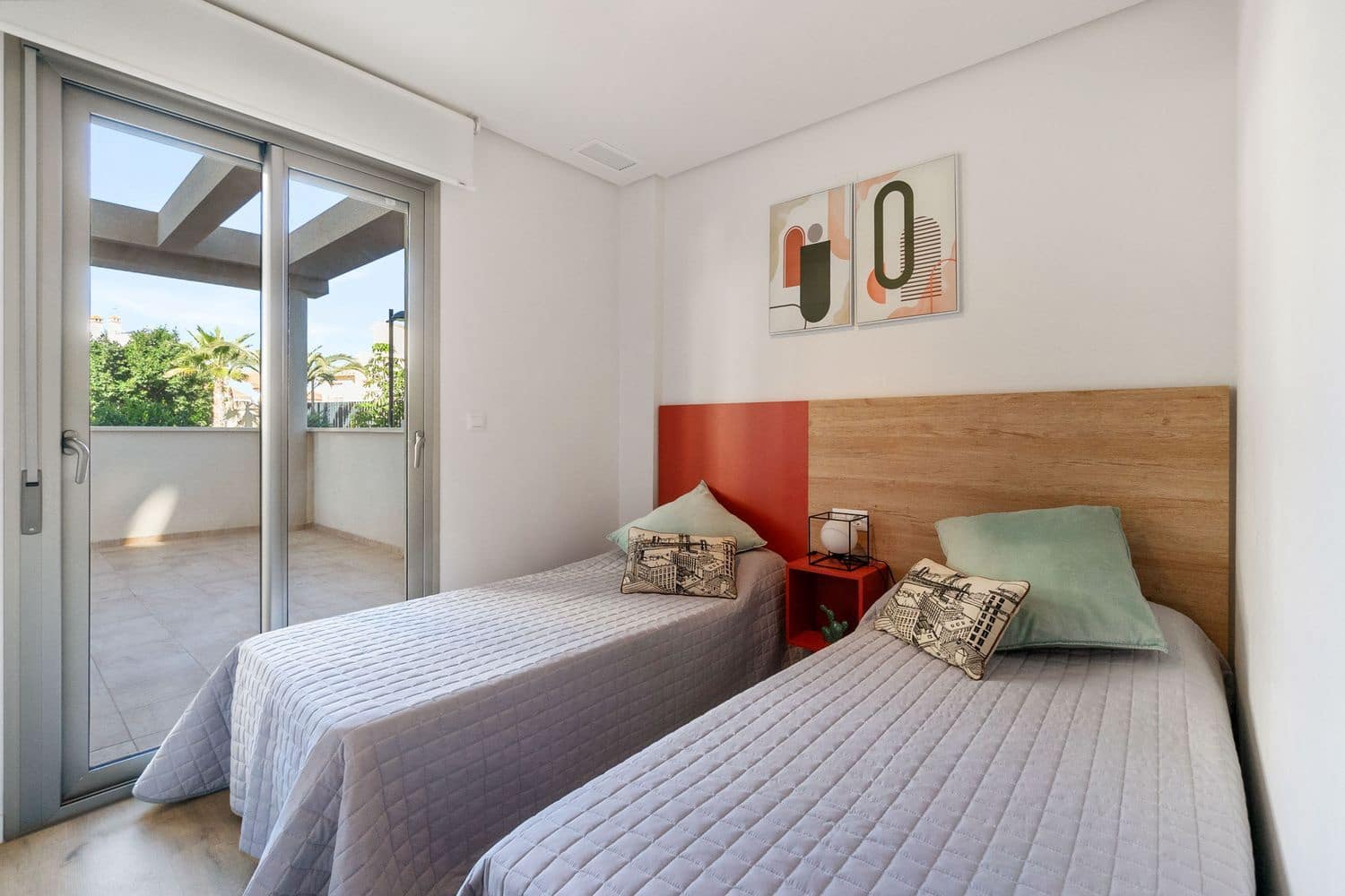 2 bedroom Apartment for sale in Orihuela Costa with pool garage - € 289,000 (Ref: 8836037)