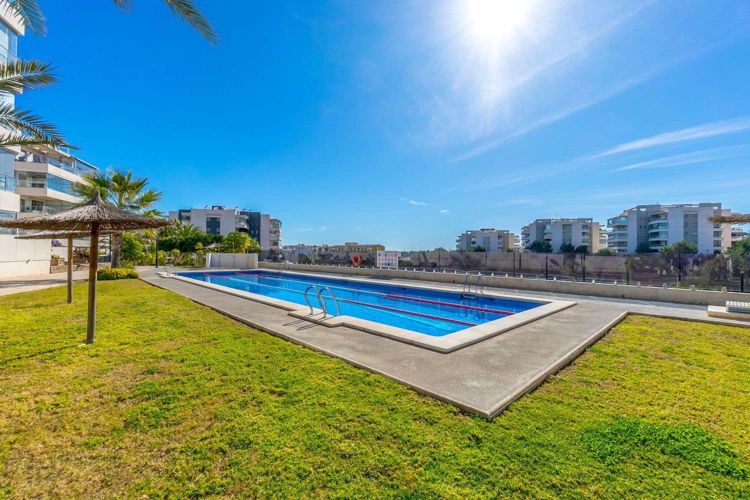2 bedroom Apartment for sale in Orihuela Costa with pool garage - € 289,000 (Ref: 8836037)