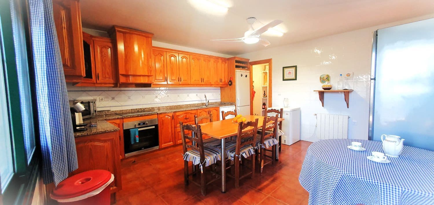 5 chambre Villa/Maison à vendre à Gea y Truyols avec piscine garage - 320 000 € (Ref: 8840569)