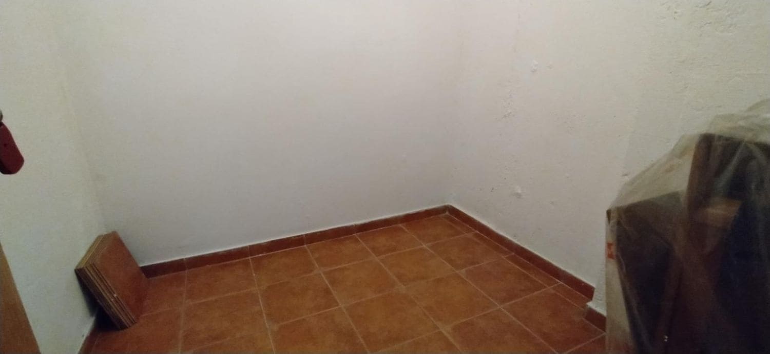 Garage til salg i Torrevieja - € 12.500 (Ref: 8842901)