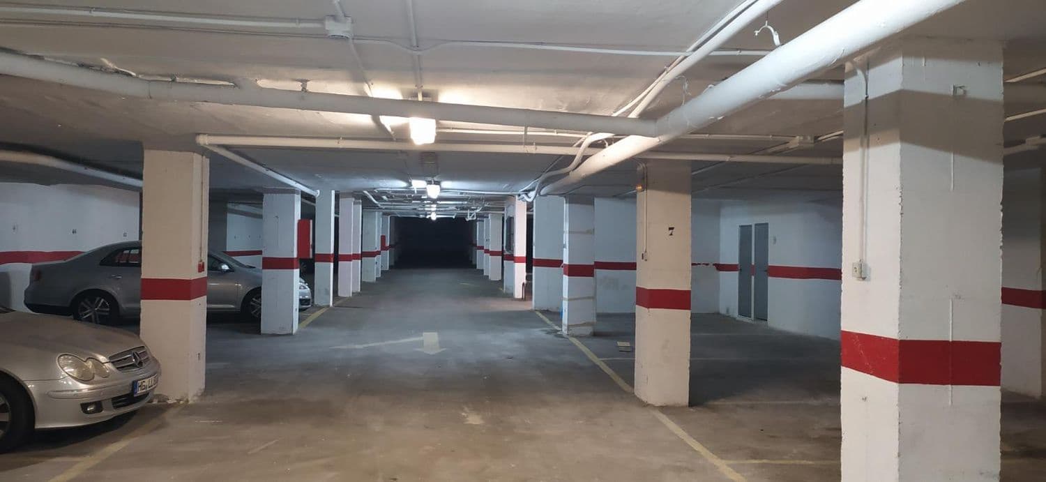 Garage til salg i Torrevieja - € 12.500 (Ref: 8842901)