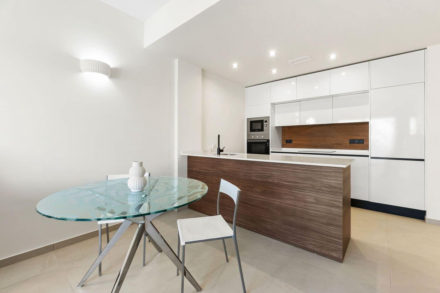 2 chambre Appartement à vendre à La Veleta avec piscine garage - 355 000 € (Ref: 8842903)