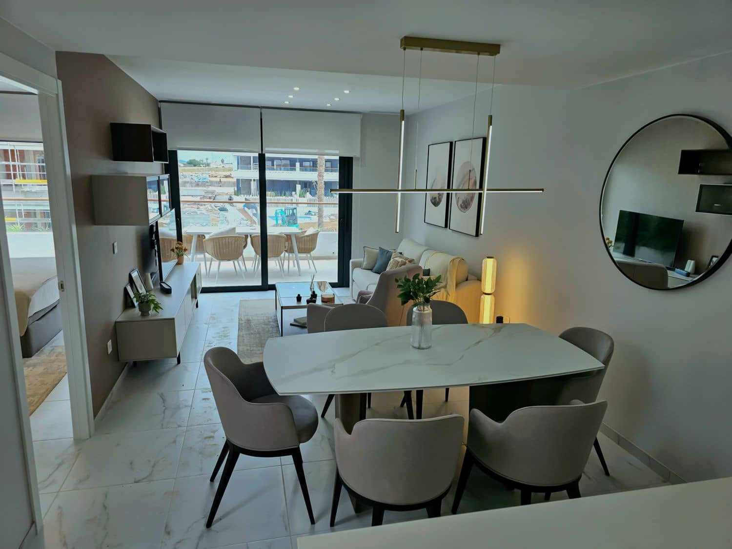 2 makuuhuone Huoneisto myytävänä paikassa Torrevieja mukana uima-altaan 
autotalli - 329 000 € (Ref: 8936442)