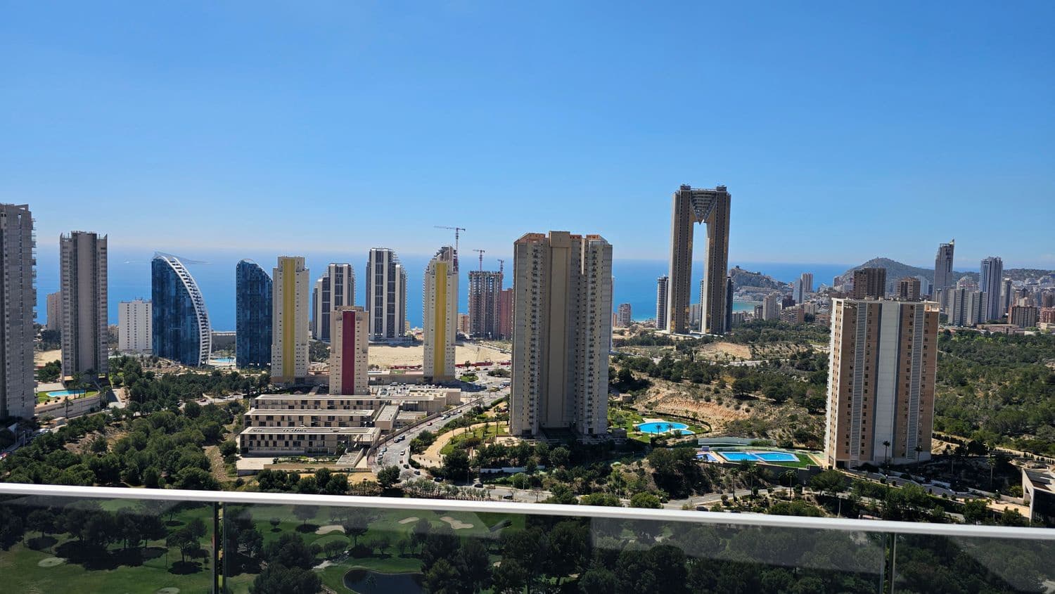 3 bedroom Apartment for sale in Benidorm with pool garage - € 800,000 (Ref: 8950044)