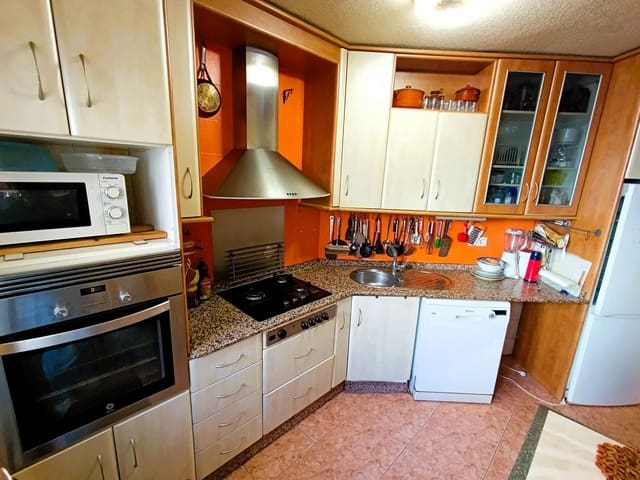 3 bedroom Apartment for sale in San Pedro del Pinatar ciudad, San Pedro del Pinatar with garage - € 125,000 (Ref: 8961050)