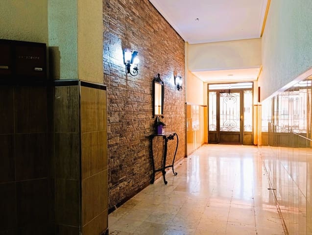 3 bedroom Apartment for sale in San Pedro del Pinatar ciudad, San Pedro del Pinatar with garage - € 125,000 (Ref: 8961050)