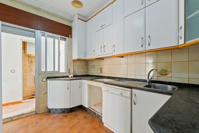 4 quarto Moradia para venda em San Pedro del Pinatar ciudad, San Pedro del Pinatar com garagem - 289 900 € (Ref: 8977870)