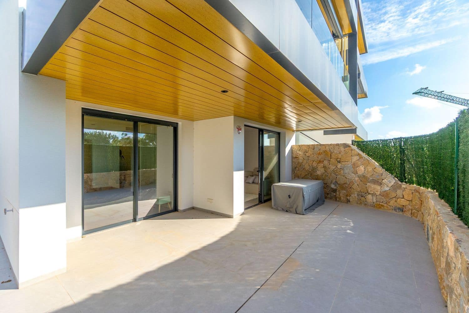 Apartamento de 2 habitaciones en Las Colinas Golf en venta con piscina garaje - 447.000 € (Ref: 8980110)