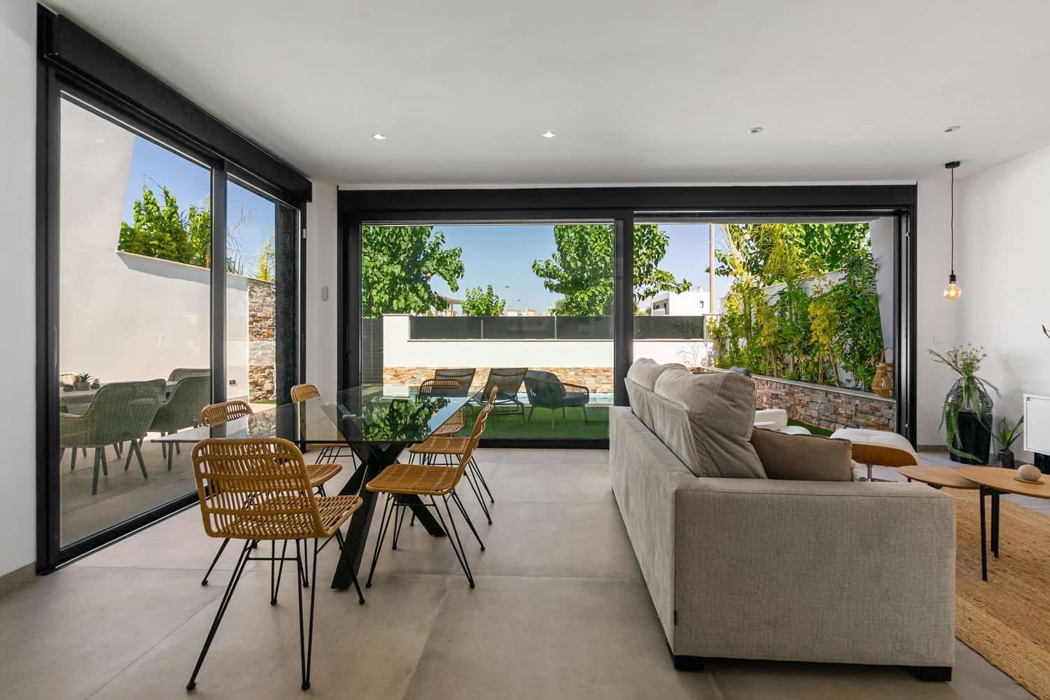 3 bedroom Villa for sale in Santiago de la Ribera with pool garage - € 686,000 (Ref: 9102620)