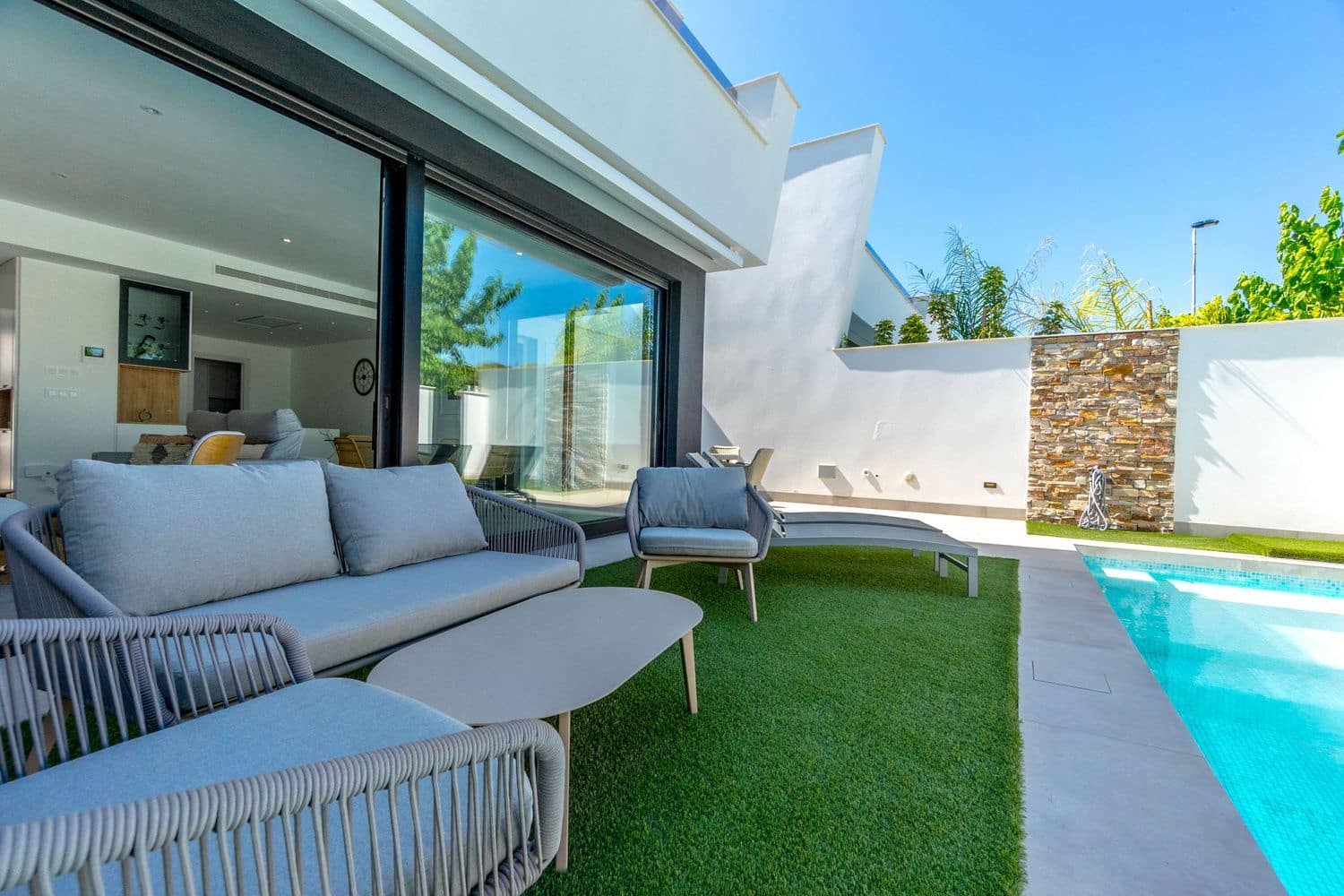 3 bedroom Villa for sale in Santiago de la Ribera with pool garage - € 686,000 (Ref: 9102620)