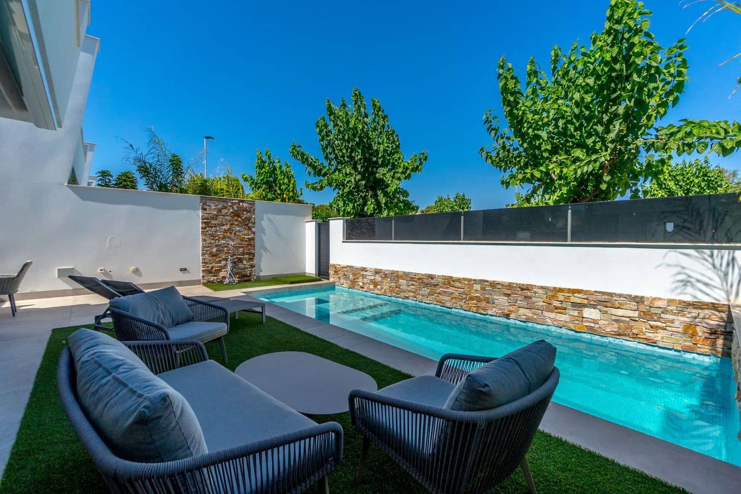 3 bedroom Villa for sale in Santiago de la Ribera with pool garage - € 686,000 (Ref: 9102620)