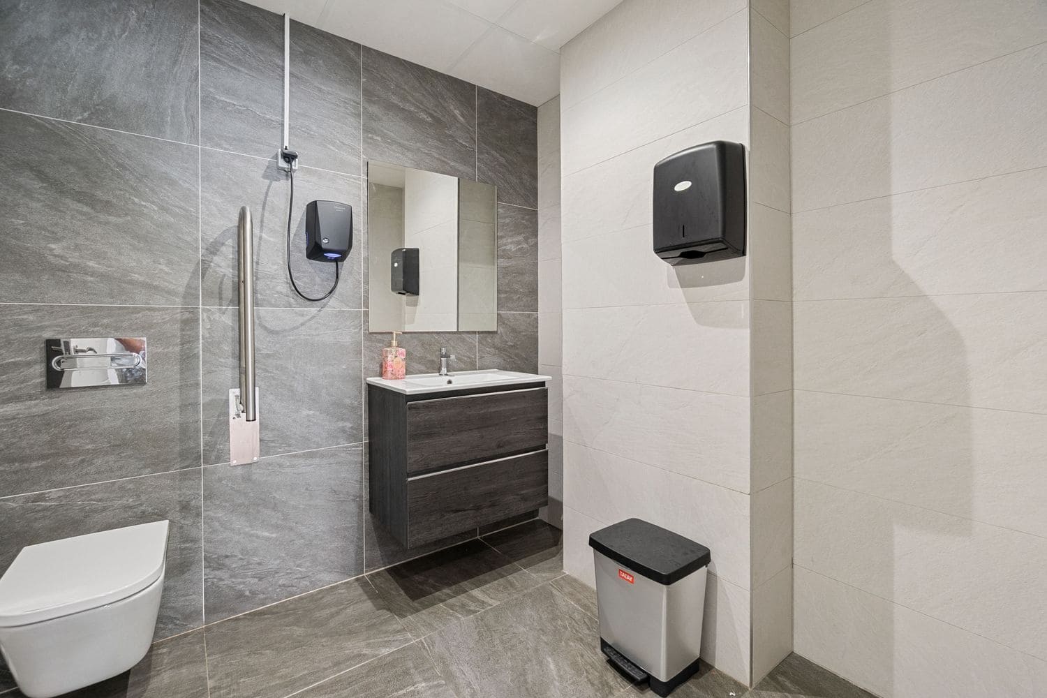 Restaurang/Bar att hyra i Torrevieja - 600 € (Ref: 9108305)