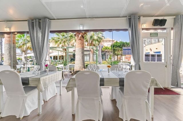 Komercyjne do wynajęcia w Puerto Deportivo, Torrevieja - 950 € (Ref: 9108305)