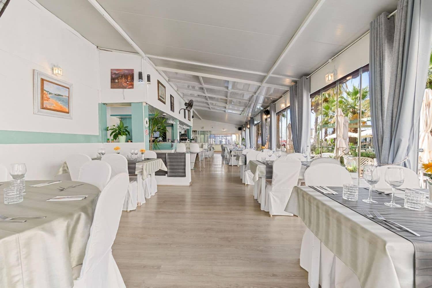 Comercial para arrendar em Torrevieja - 950 € (Ref: 9108305)