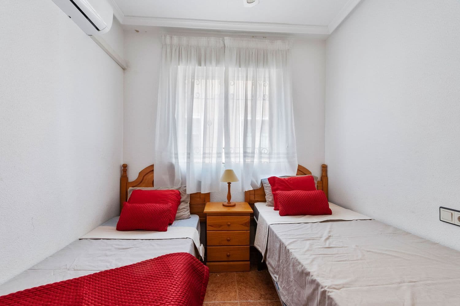 3 soveværelse Byhus til salg i Los Montesinos med swimmingpool garage - € 174.900 (Ref: 9111788)