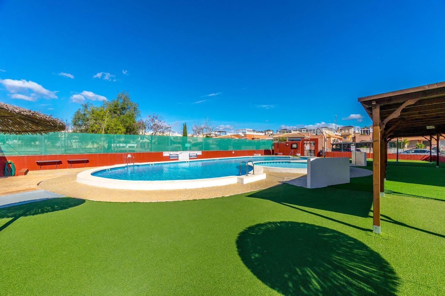 3 soveværelse Byhus til salg i Los Montesinos med swimmingpool garage - € 174.900 (Ref: 9111788)