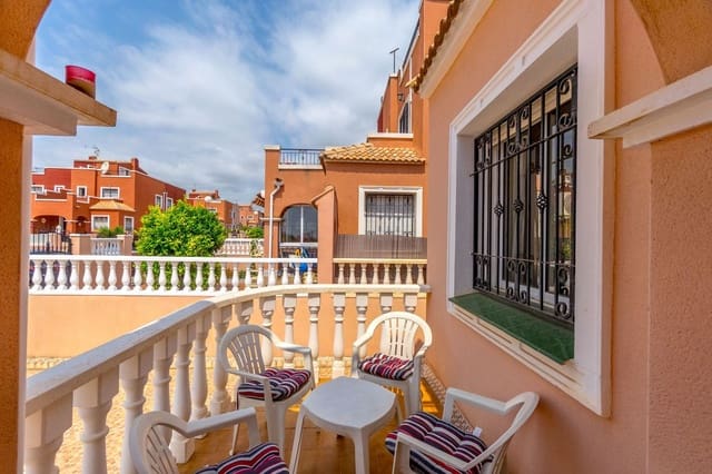 3 quarto Casa em Banda para venda em Los Montesinos com piscina garagem - 174 900 € (Ref: 9111788)