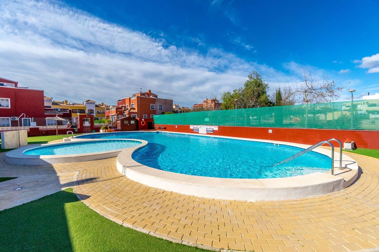 3 soveværelse Byhus til salg i Los Montesinos med swimmingpool garage - € 174.900 (Ref: 9111788)