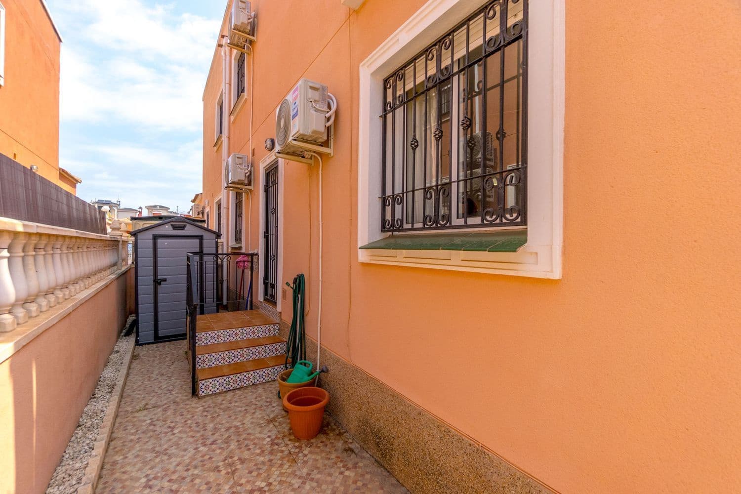 3 soveværelse Byhus til salg i Los Montesinos med swimmingpool garage - € 174.900 (Ref: 9111788)