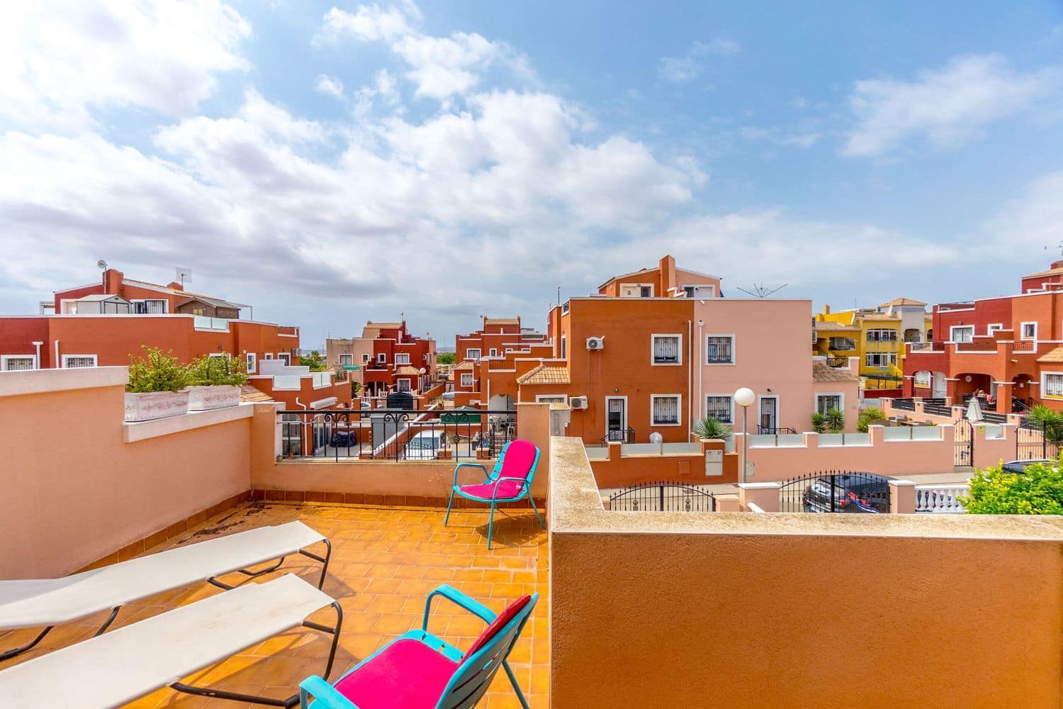 3 soveværelse Byhus til salg i Los Montesinos med swimmingpool garage - € 174.900 (Ref: 9111788)