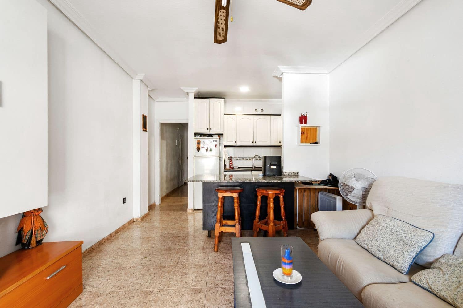 2 Zimmer Apartment zu verkaufen in Torrevieja mit Garage - 142.000 € (Ref: 9167212)