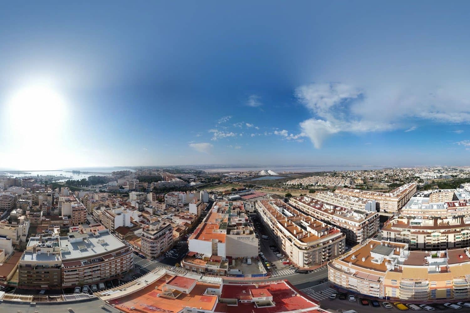 2 Zimmer Apartment zu verkaufen in Torrevieja mit Garage - 142.000 € (Ref: 9167212)