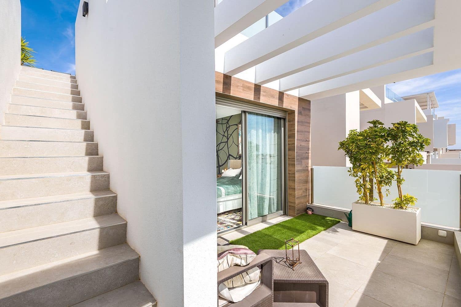 4 Zimmer Villa zu verkaufen in Orihuela Costa mit Pool Garage - 499.000 € (Ref: 9280687)