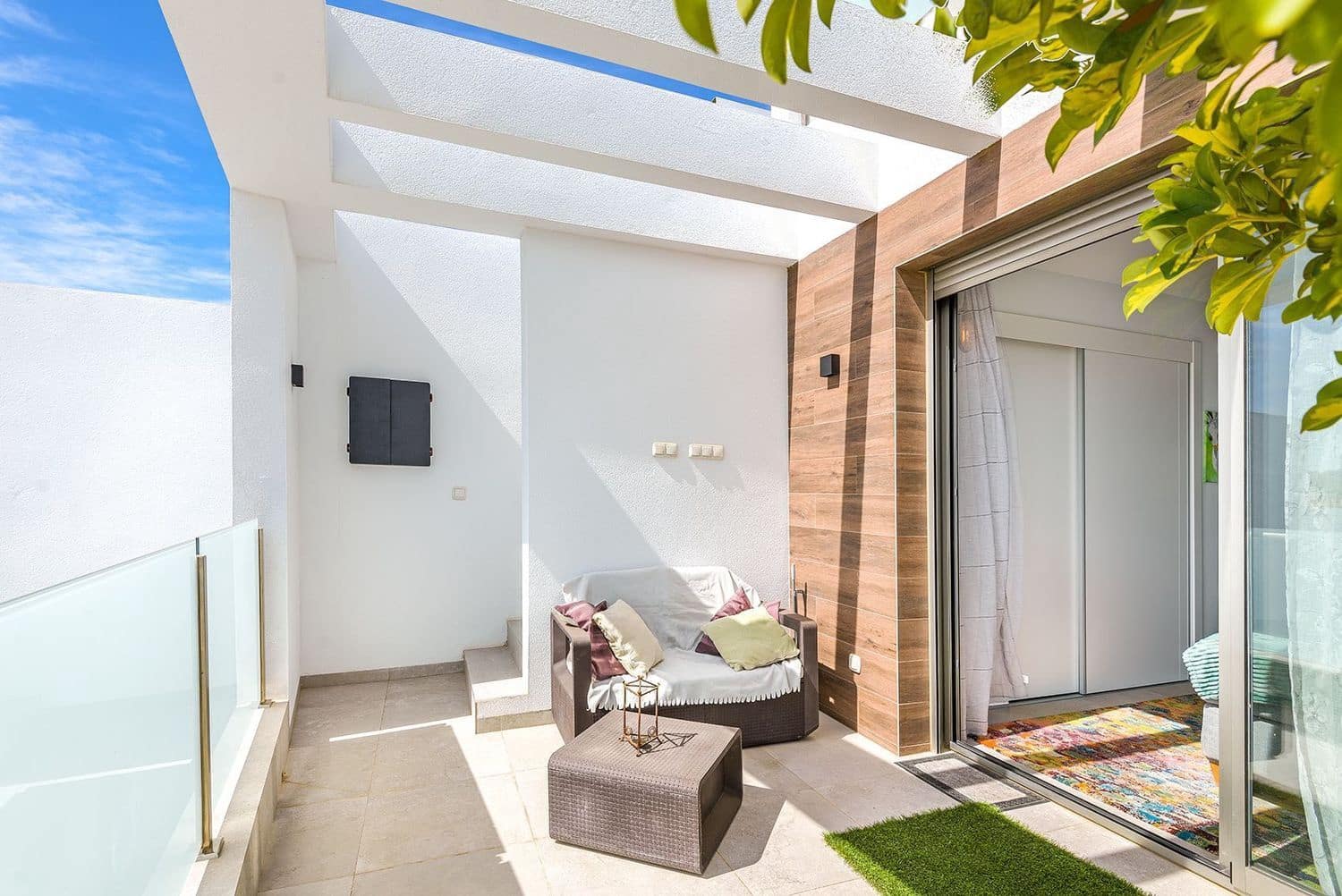 4 Zimmer Villa zu verkaufen in Orihuela Costa mit Pool Garage - 499.000 € (Ref: 9280687)