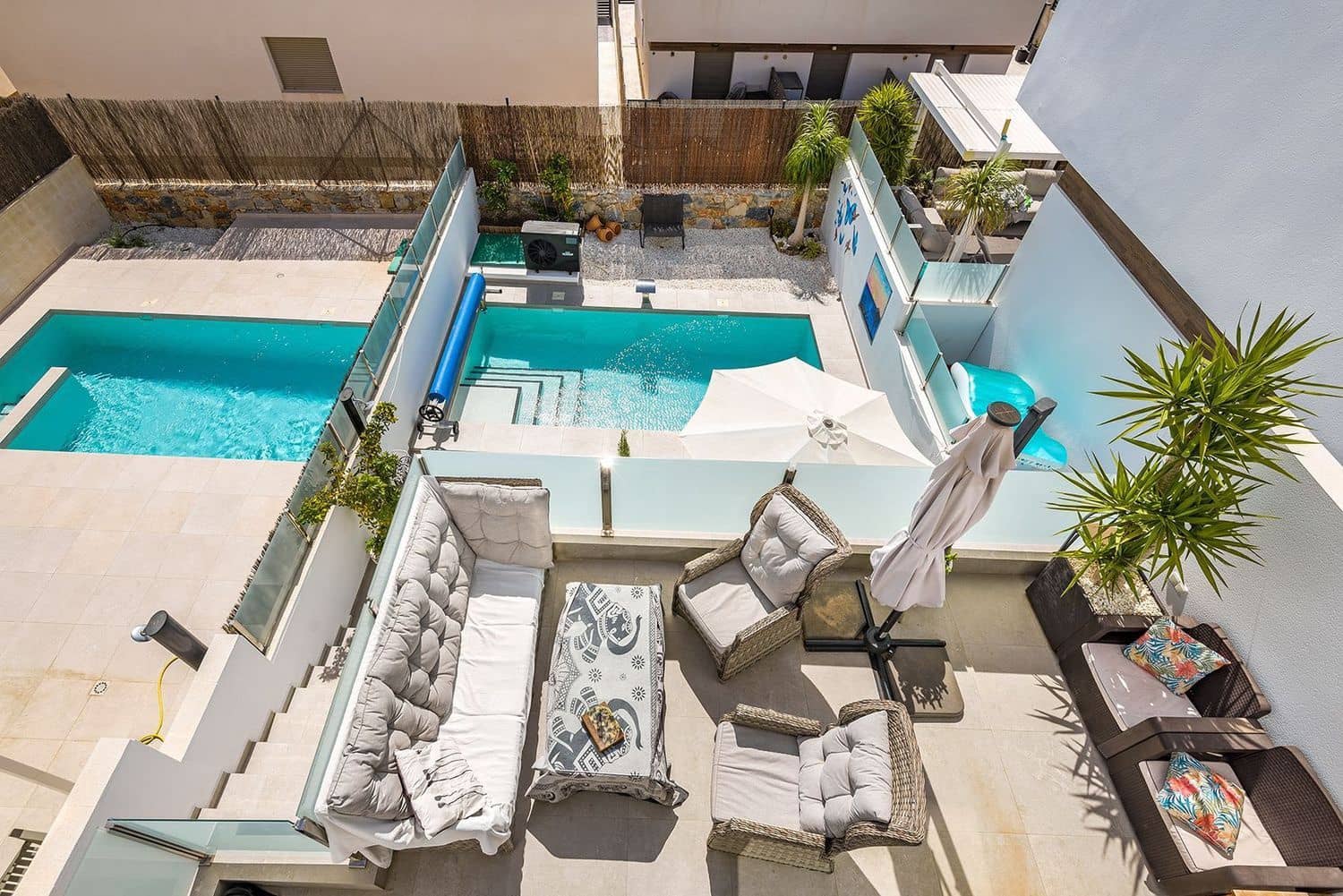 4 Zimmer Villa zu verkaufen in Orihuela Costa mit Pool Garage - 499.000 € (Ref: 9280687)