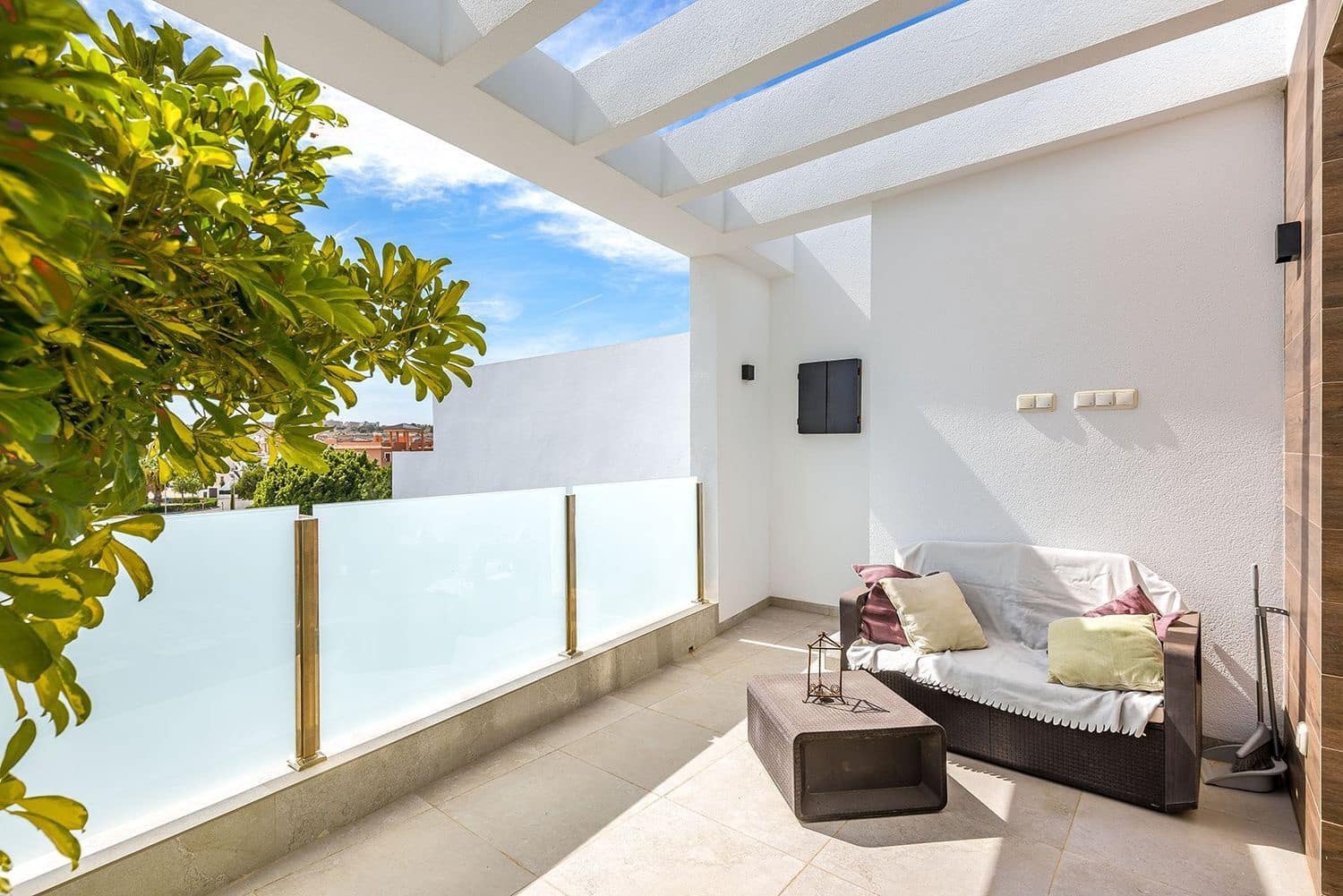 4 bedroom Villa for sale in Villamartin with pool garage - € 499,000 (Ref: 9280687)