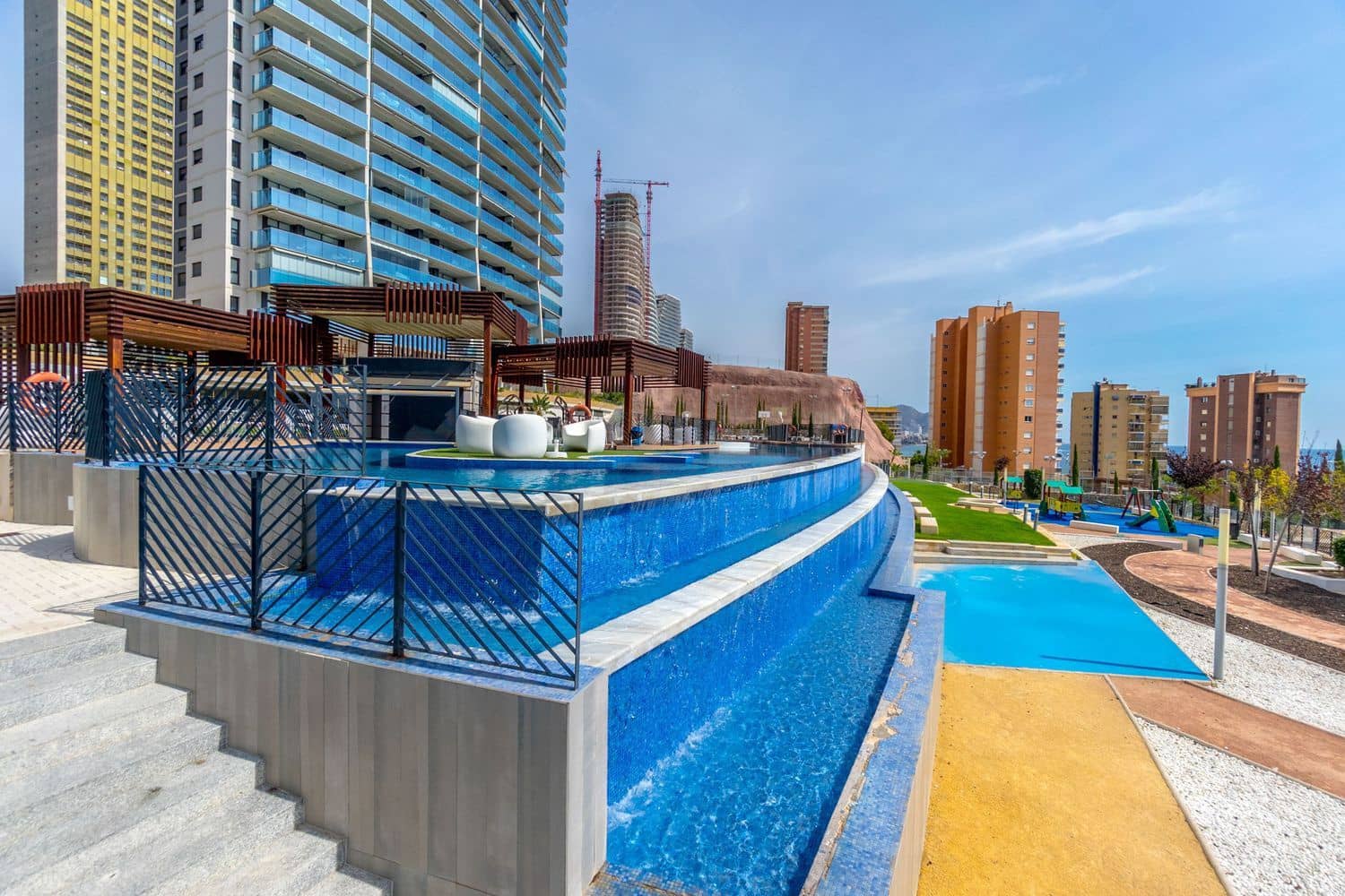 2 chambre Appartement à vendre à Benidorm avec piscine garage - 600 000 € (Ref: 9290998)