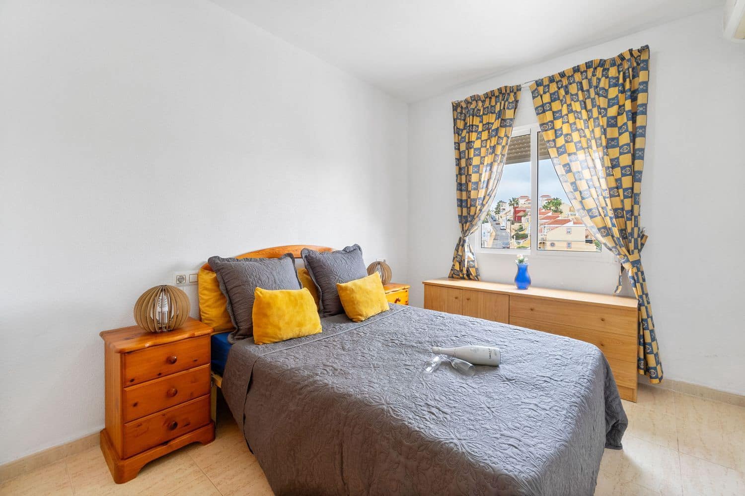 2 sypialnia Apartament na sprzedaż w Orihuela Costa z basenem garażem - 149 000 € (Ref: 9310233)