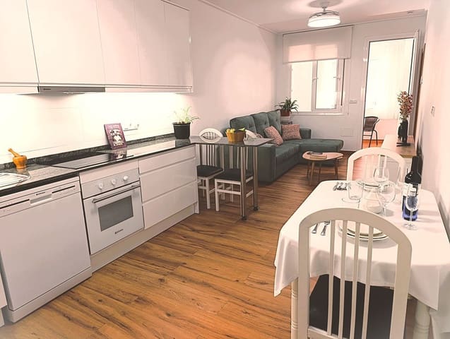 2 soveværelse Lejlighed til salg i Avenida Habaneras - Curva de Palangre, Torrevieja med garage - € 285.000 (Ref: 9341793)